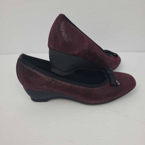 Munro American Womens Randa Heels Deep Wine Leather Textured Slip On Low 6 M New - Picture 4 of 16